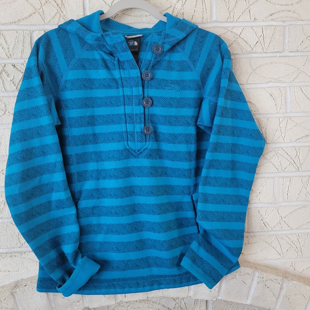 North Face 3/4 Button Up